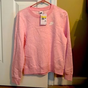 Nike Women’s crewneck sweatshirt